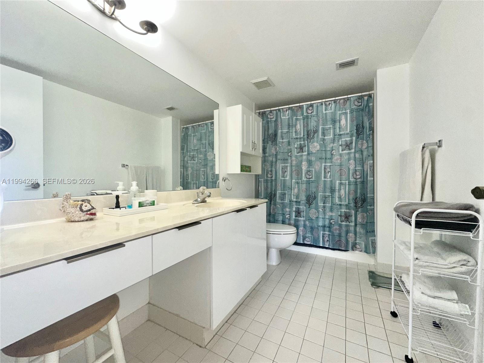 17801 N Bay Rd # 513, Sunny Isles Beach FL 33160 photo 4