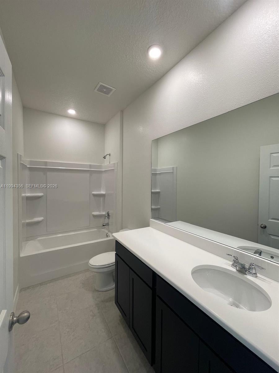 2133 SE Flanders Rd, Port St. Lucie FL 34952 photo 2