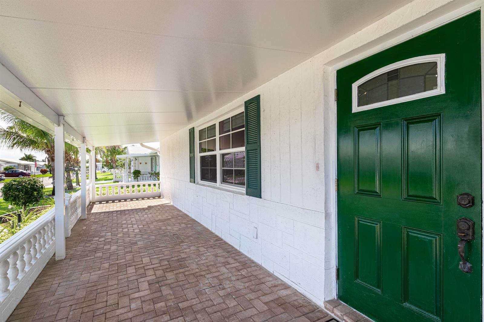 1907 SW 16th Avenue, Boynton Beach FL 33426 photo 2