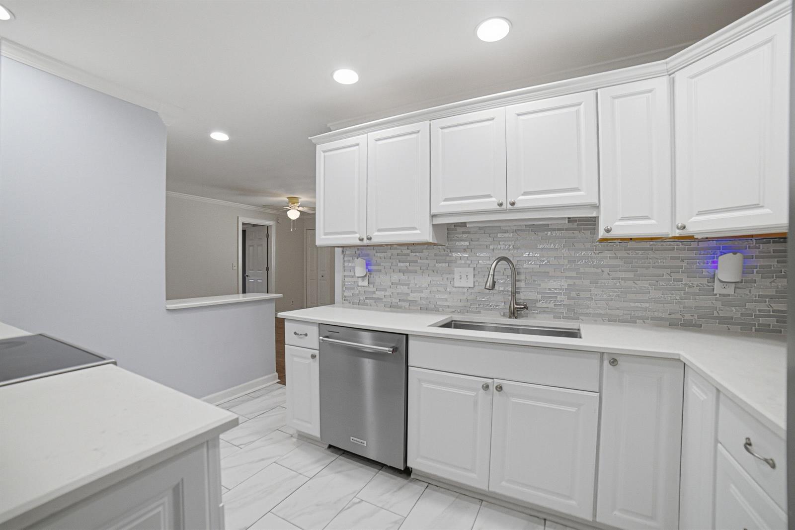 1907 SW 16th Avenue, Boynton Beach FL 33426 photo 5