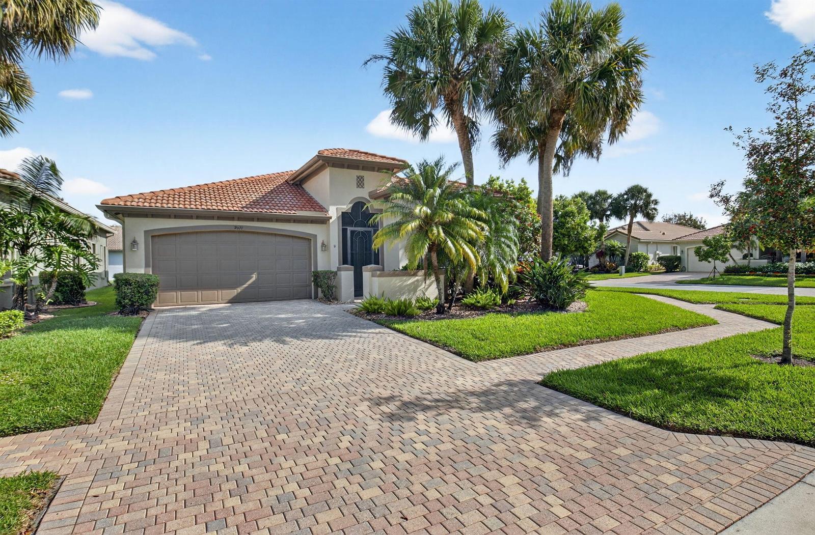 9571 Isles Cay Drive, Delray Beach FL 33446 photo 2