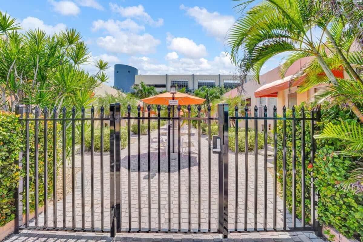 336 Arthur Street # 124, Hollywood FL 33019 photo 2