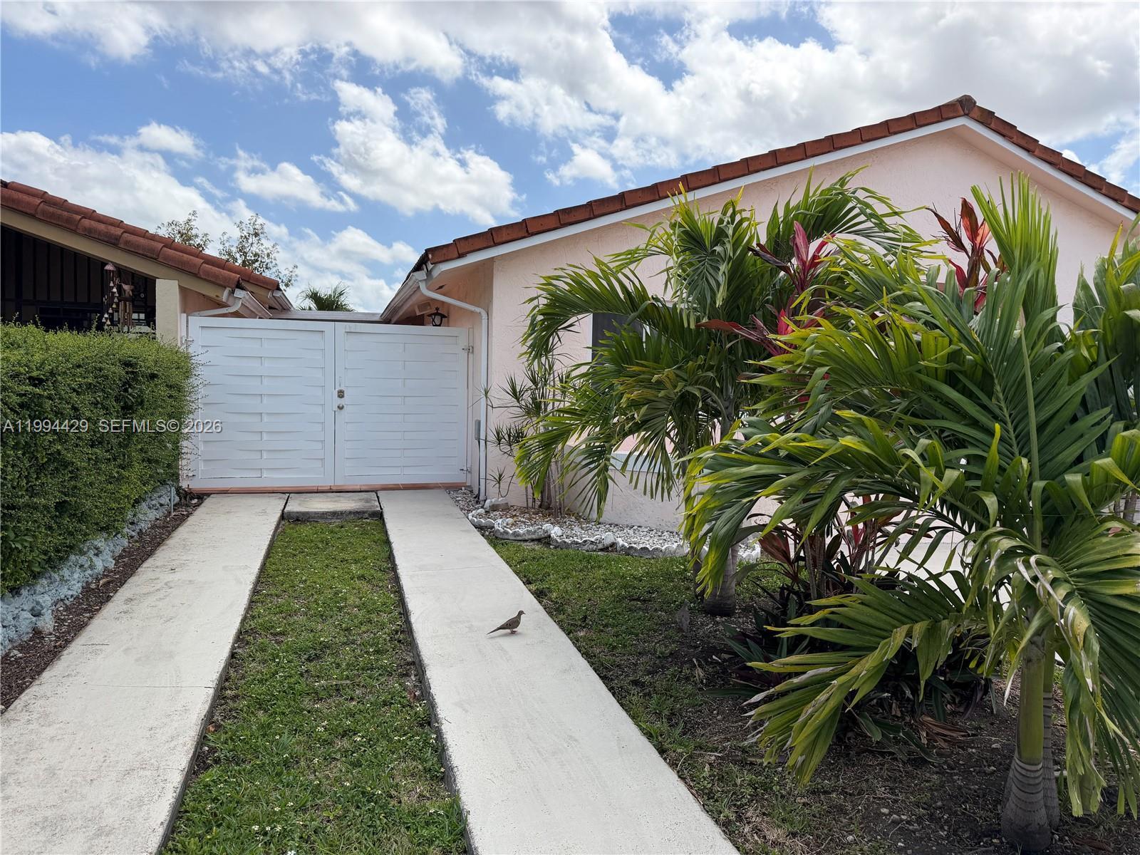 13470 SW 27th St, Miami FL 33175 photo 3