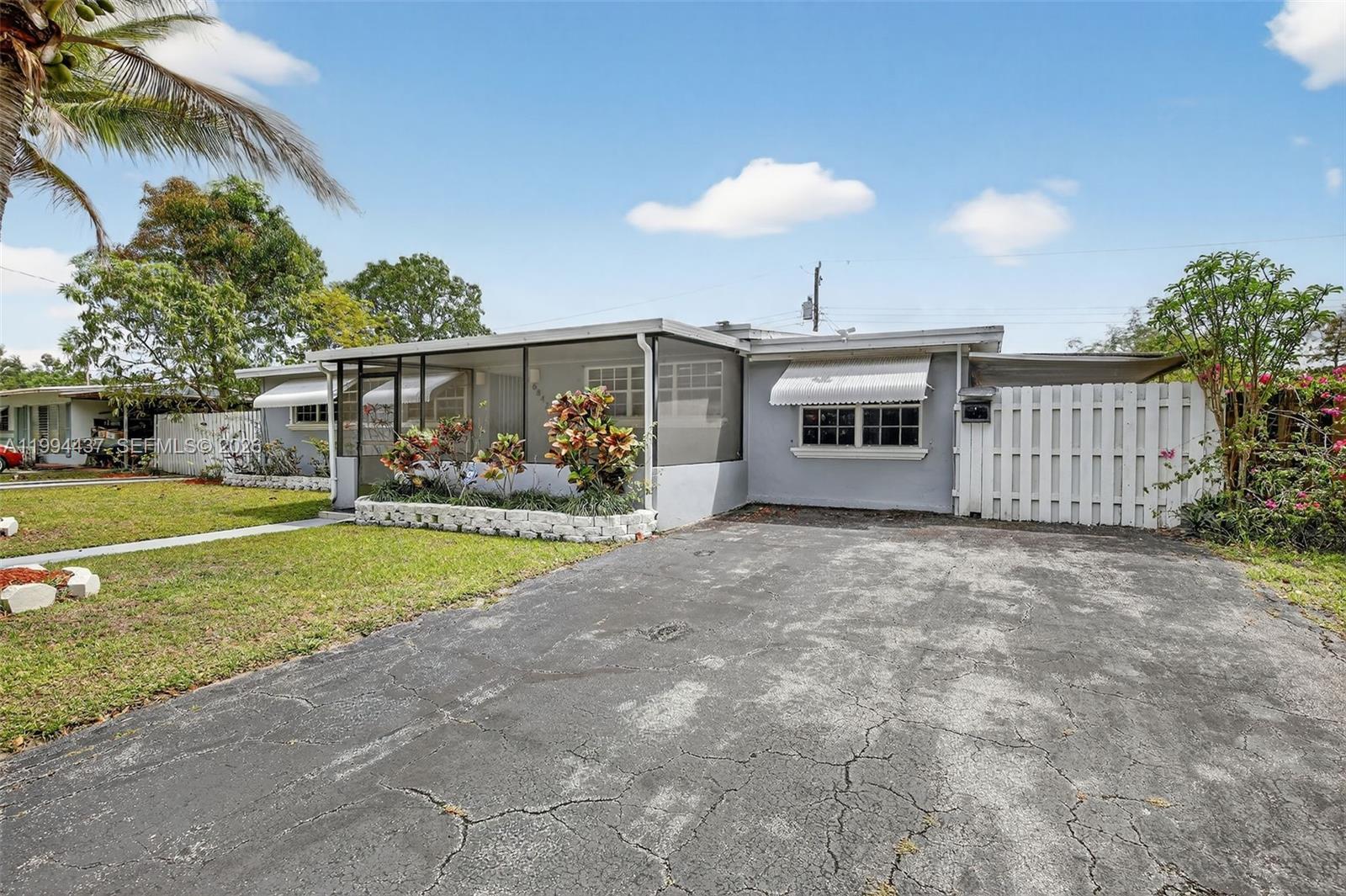 6842 NW 15th St, Plantation FL 33313 photo 3