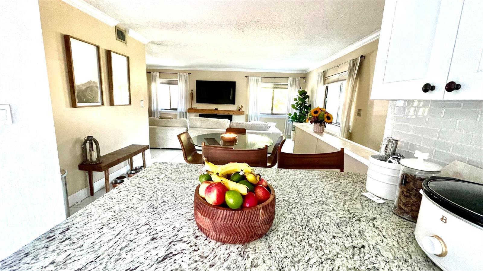 134 Wimbledon Lakes Drive, Plantation FL 33324 photo 2