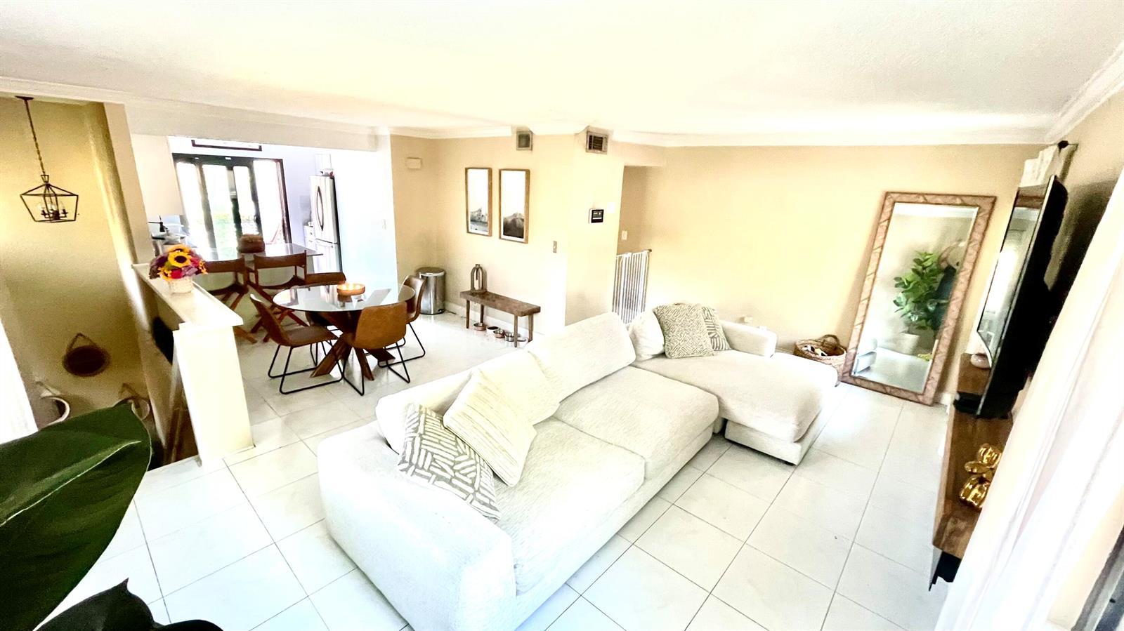 134 Wimbledon Lakes Drive, Plantation FL 33324 photo 4