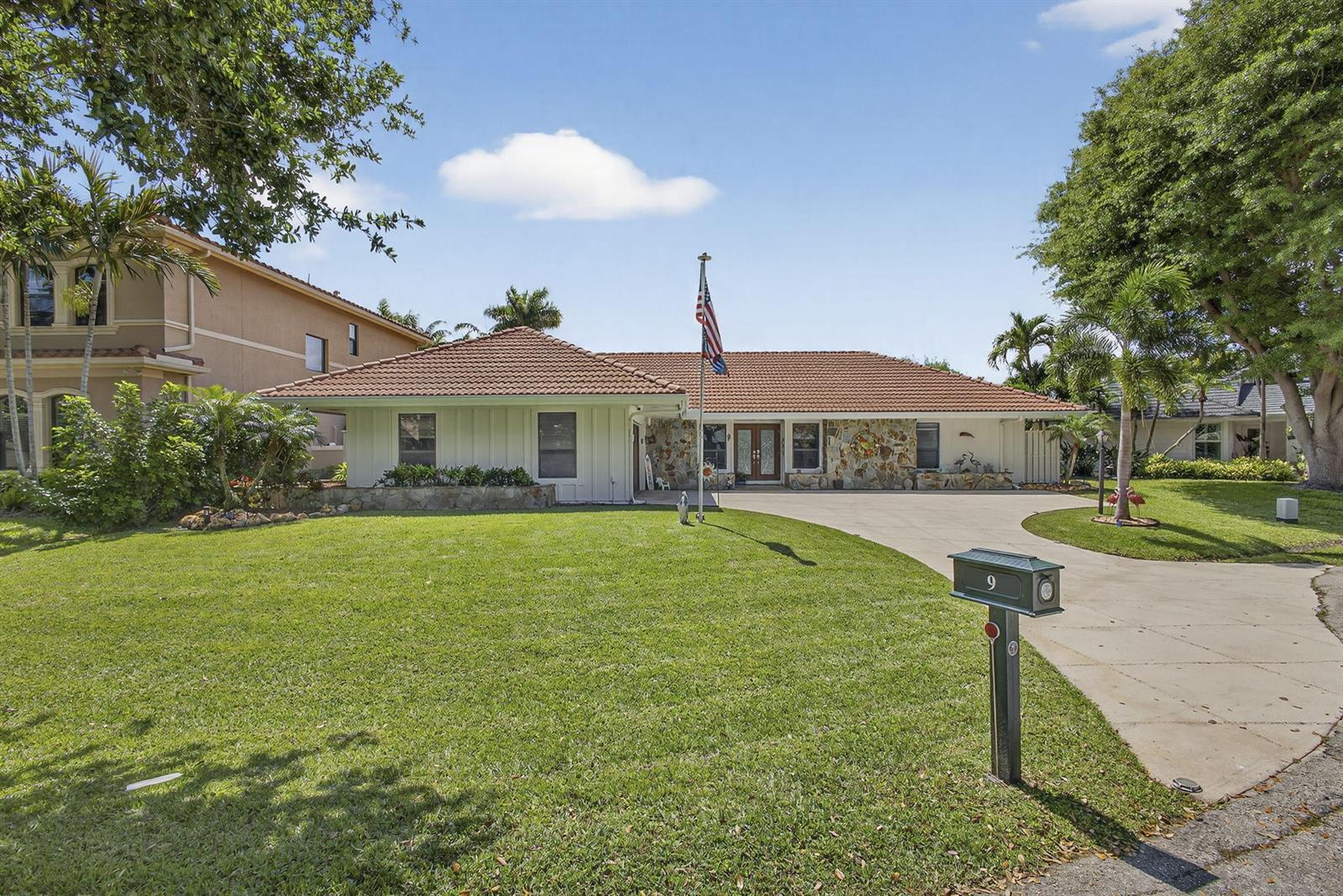 9 Kintyre Road, Palm Beach Gardens FL 33418 photo 3