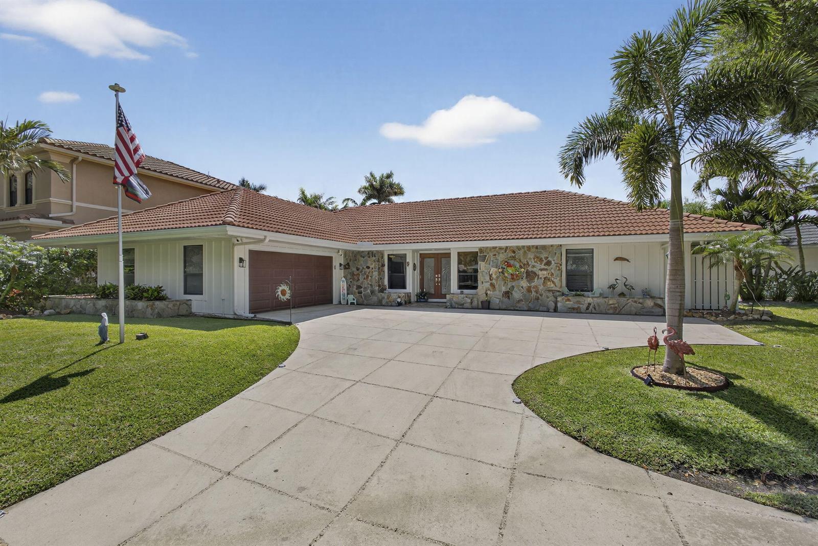 9 Kintyre Road, Palm Beach Gardens FL 33418