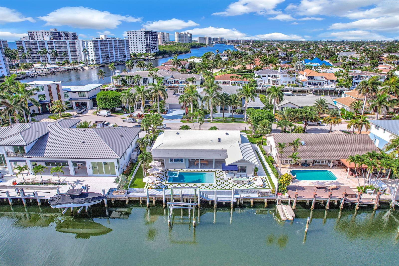 885 Nafa Drive, Boca Raton FL 33487 photo 2