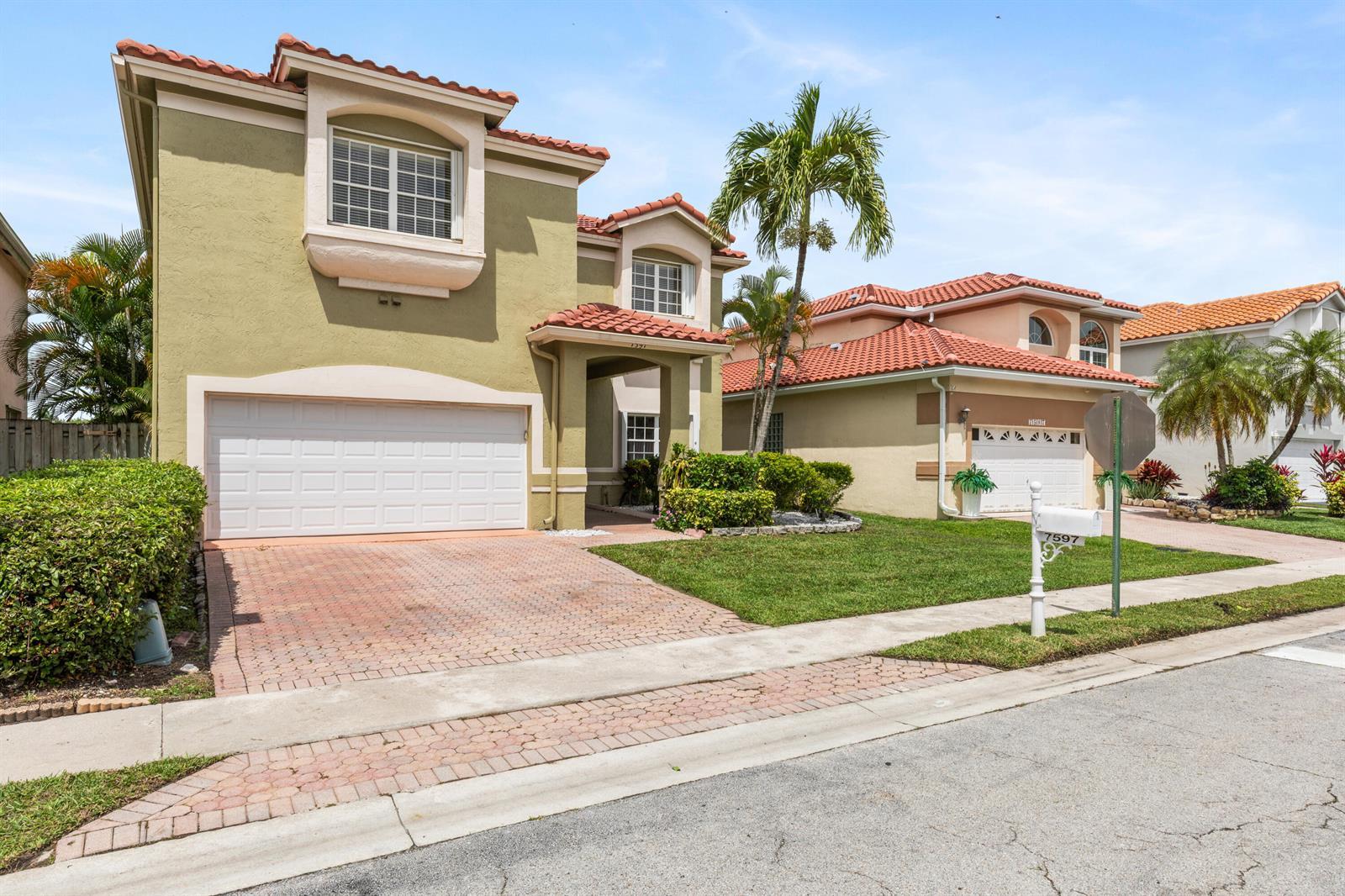 7597 NW 25th Street, Margate FL 33063 photo 2