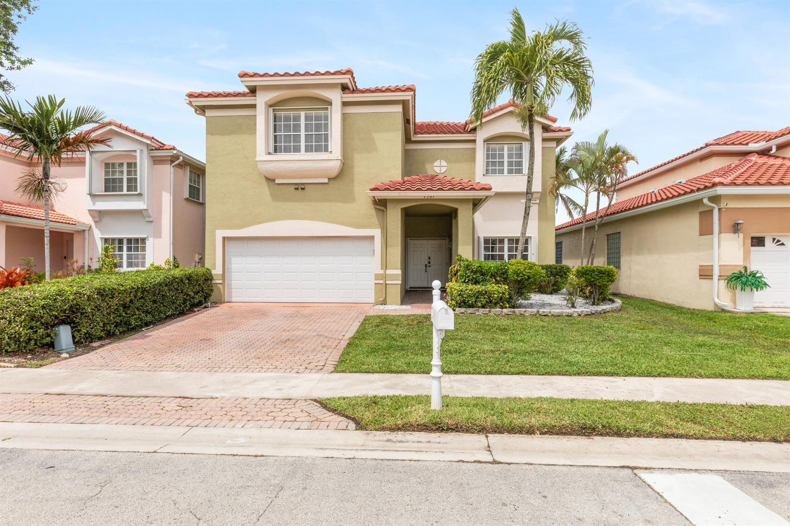 7597 NW 25th Street, Margate FL 33063