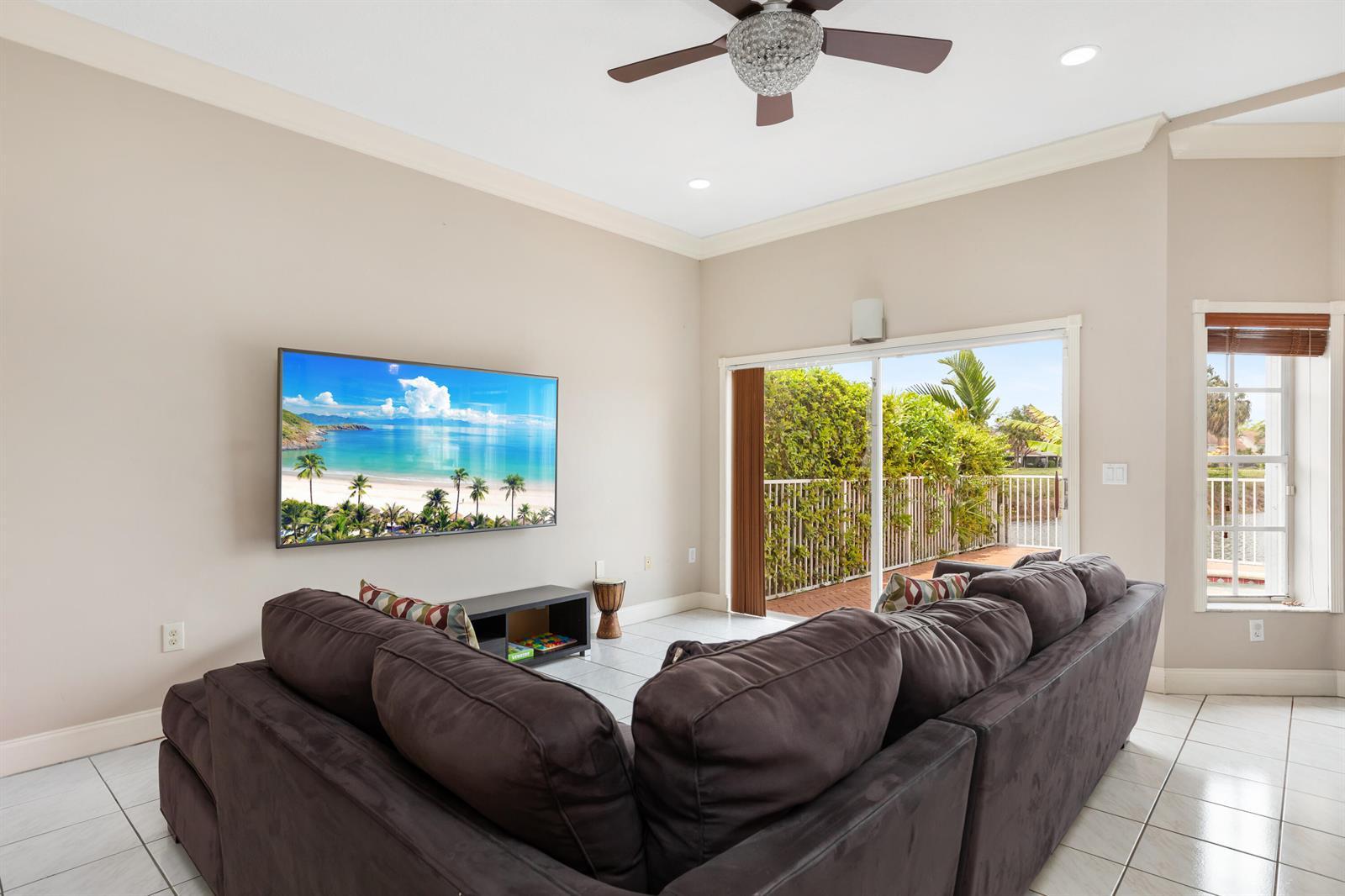 7597 NW 25th Street, Margate FL 33063 photo 4