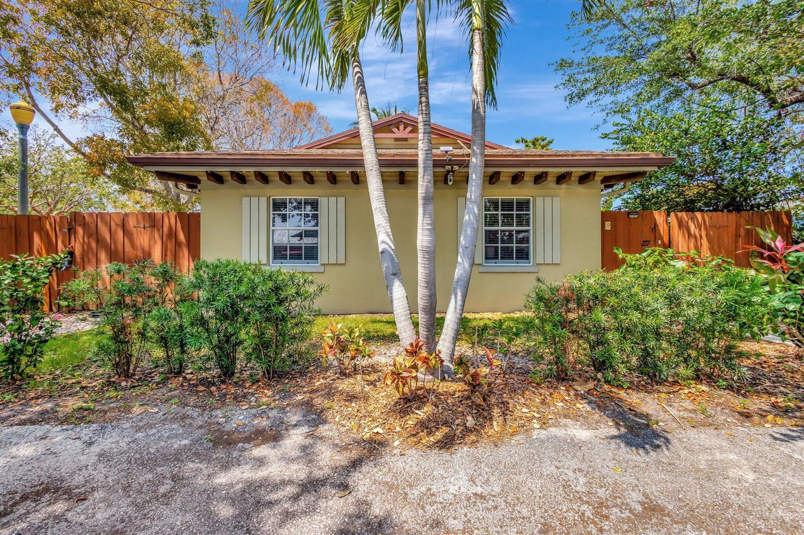 227 NE 12th Street # 1, Delray Beach FL 33444 photo 3