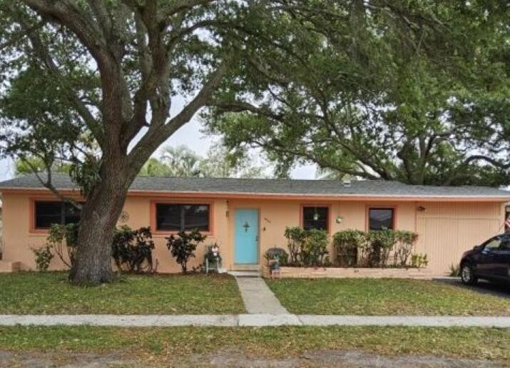 4820 SW 11th Street, Plantation FL 33317