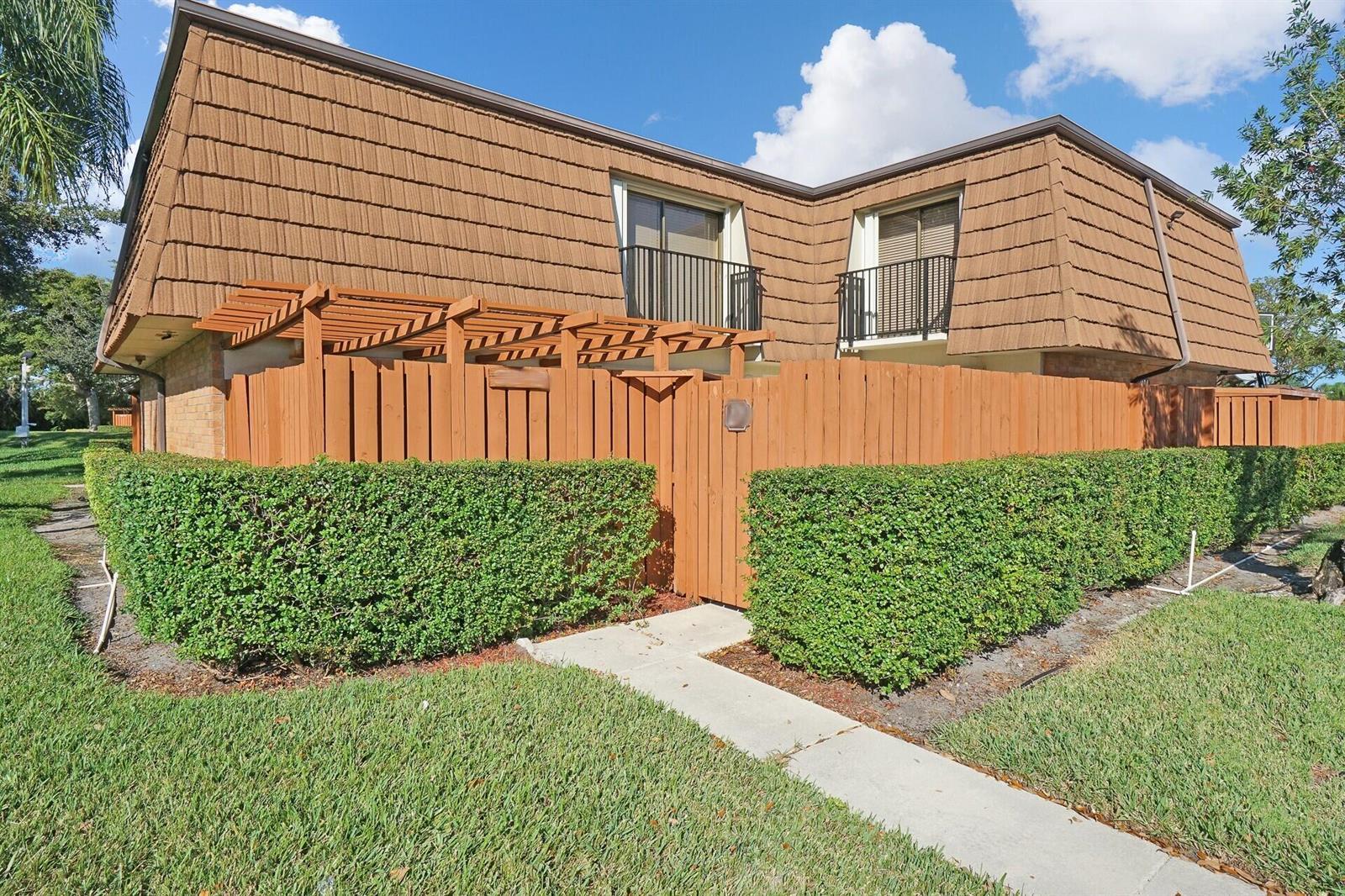 9111 SW 20th Street # A, Davie FL 33324