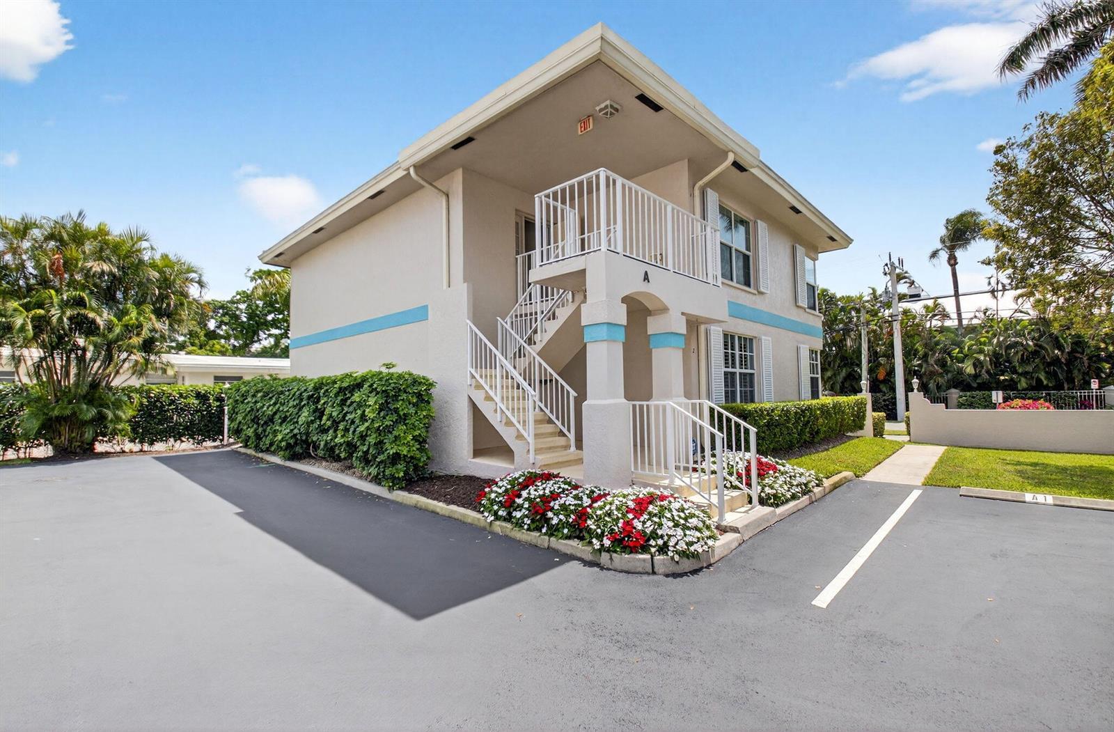 75 Venetian Drive # 2, Delray Beach FL 33483 photo 3