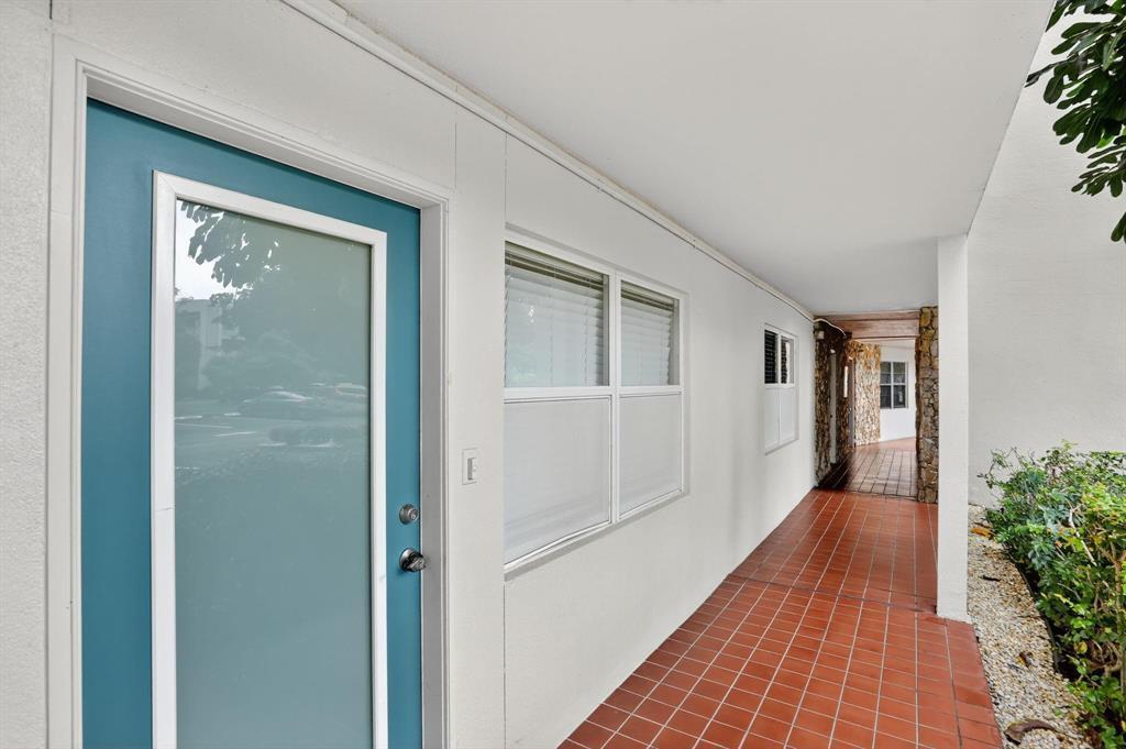 2003 Granada Drive # F1, Coconut Creek FL 33066