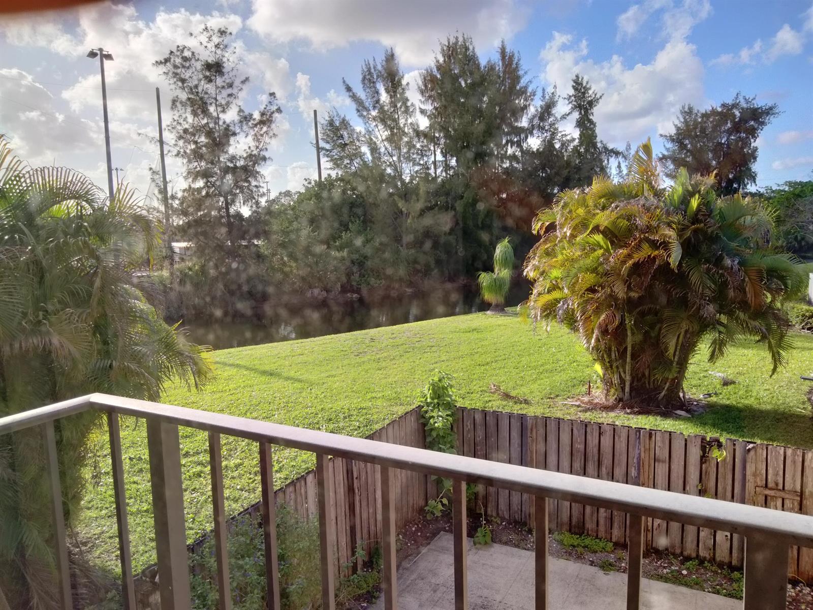 4707 47th Way, West Palm Beach FL 33407 photo 4