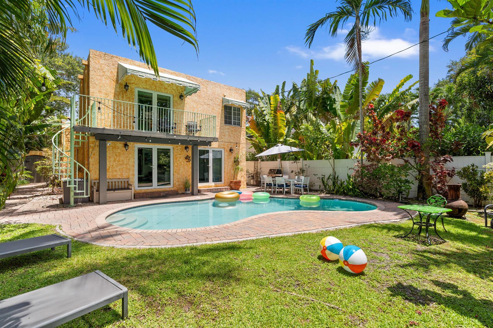614 SE 5th Court, Fort Lauderdale FL 33301