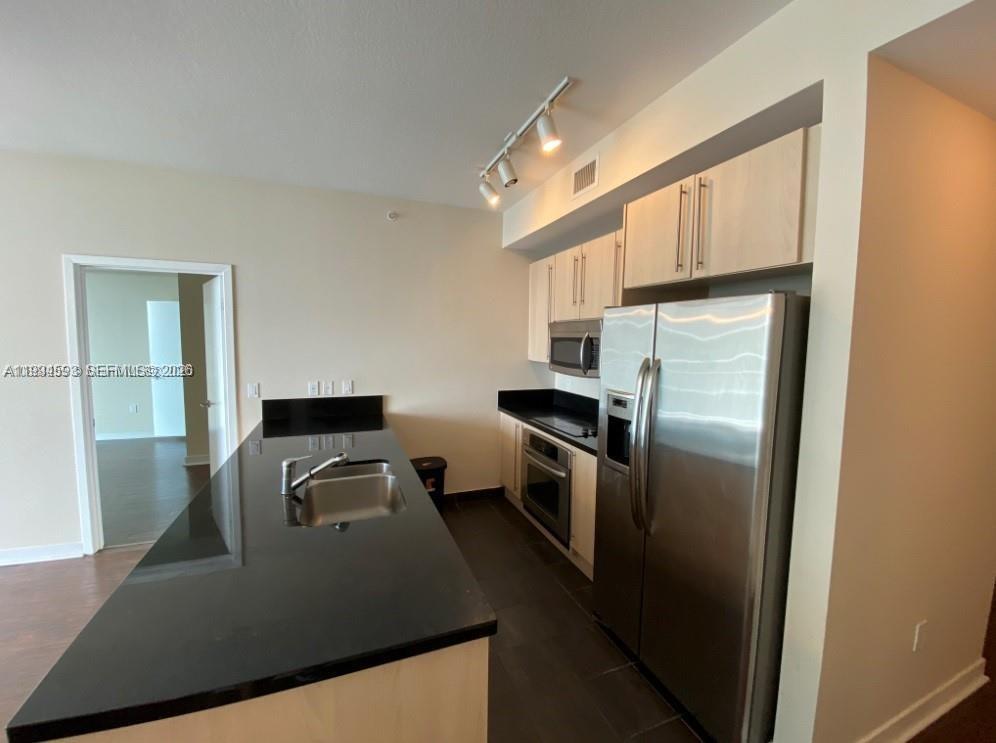 Miami, FL 33130 photo 5