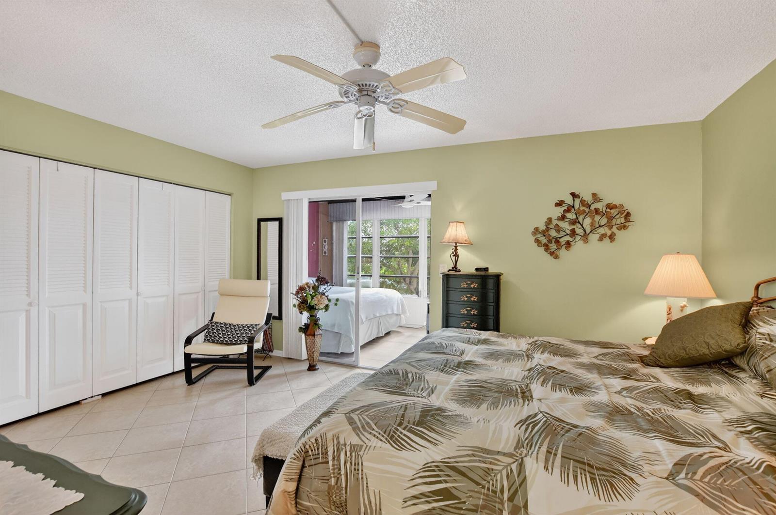 2010 N Farnham N, Deerfield Beach FL 33442 photo 5