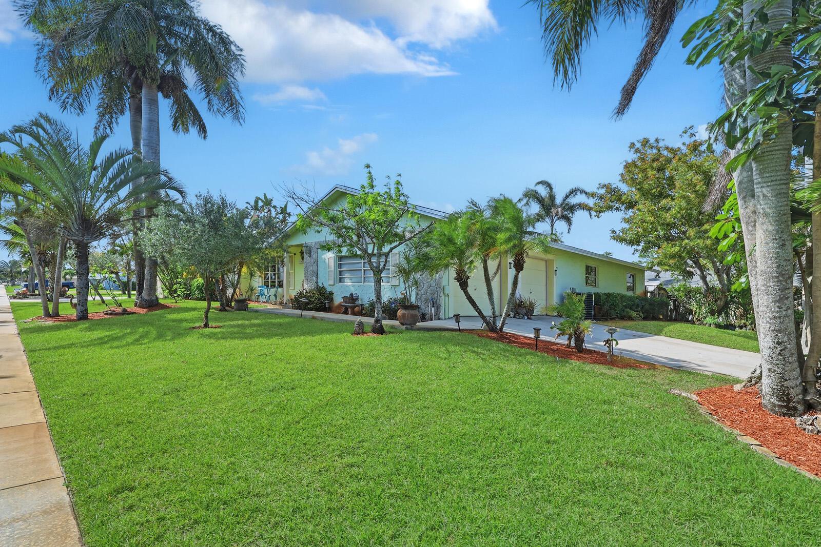 7137 Saint Andrews Road, Lake Worth FL 33467 photo 2