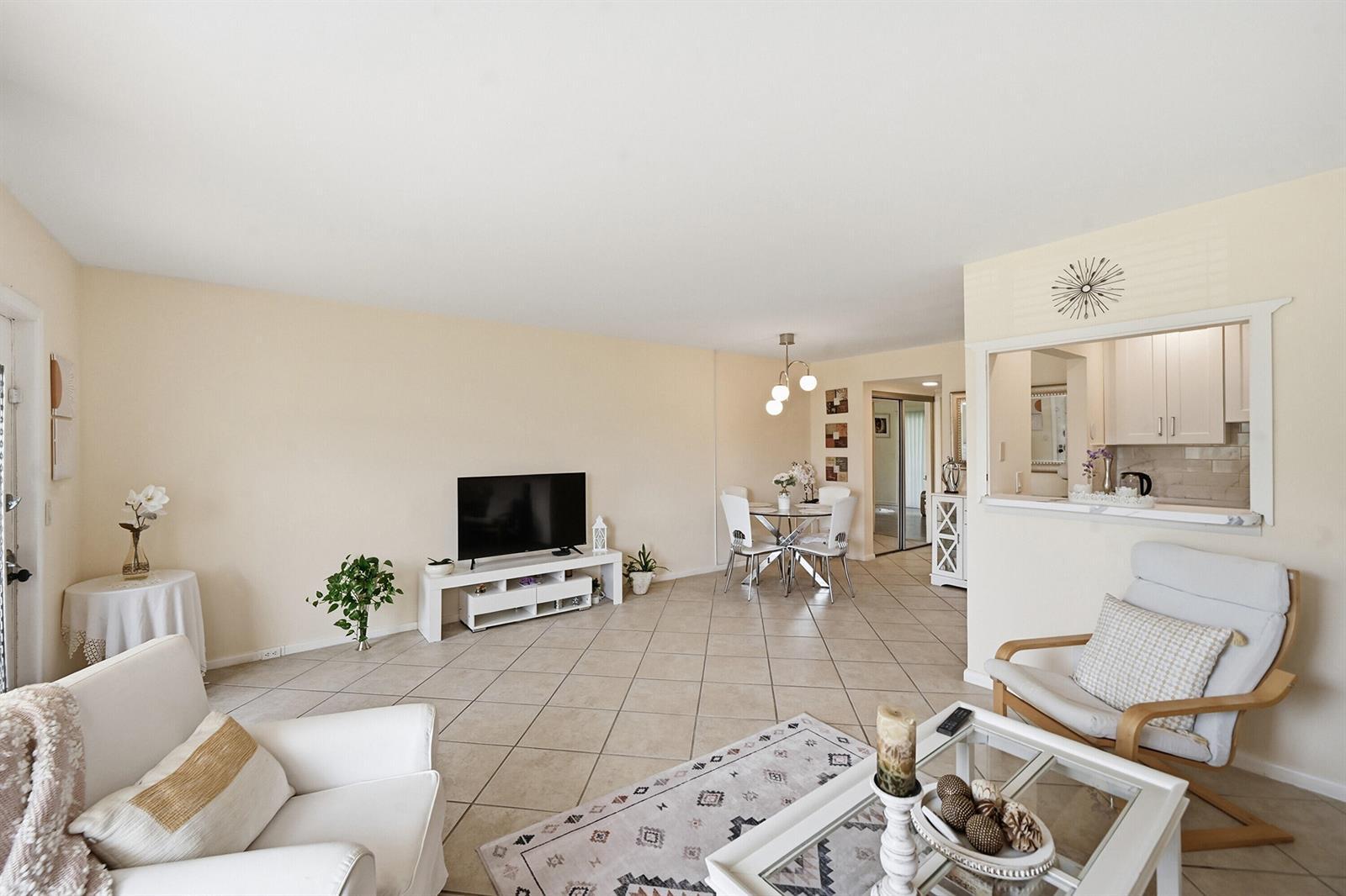 314 Brighton # H, Boca Raton FL 33434 photo 5
