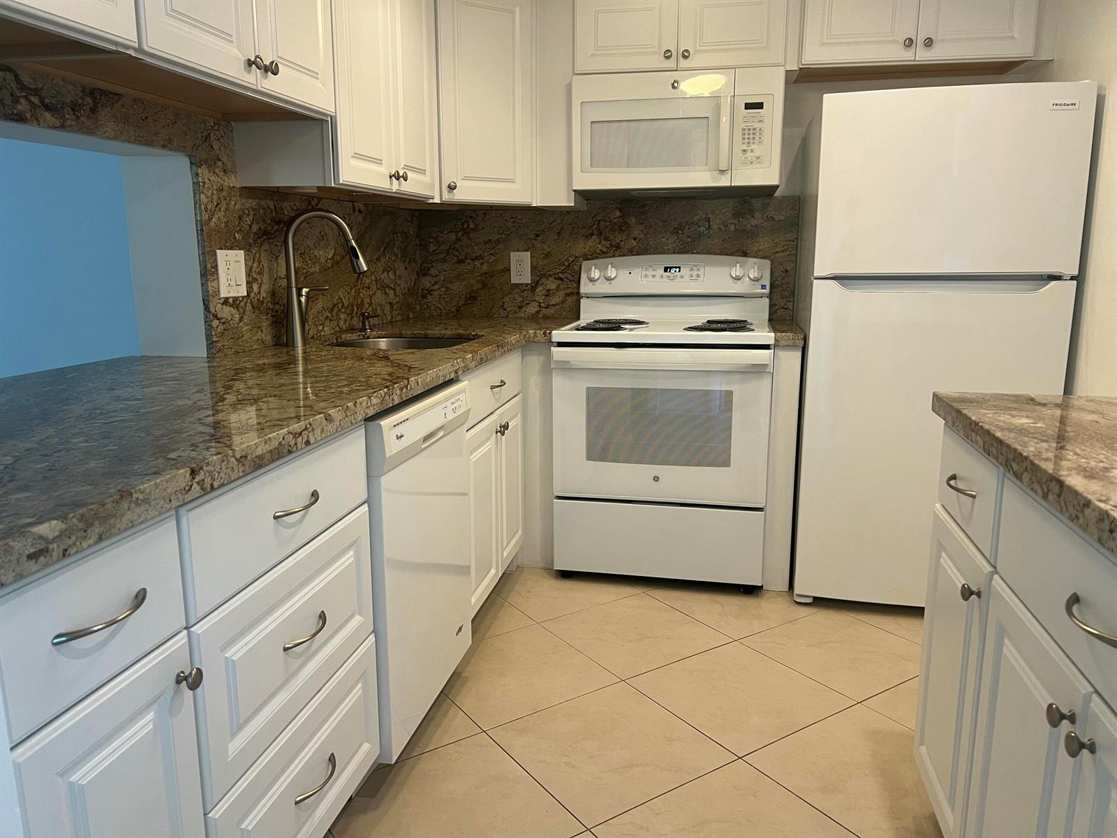 2615 NE 3rd Court # 213, Boynton Beach FL 33435 photo 4