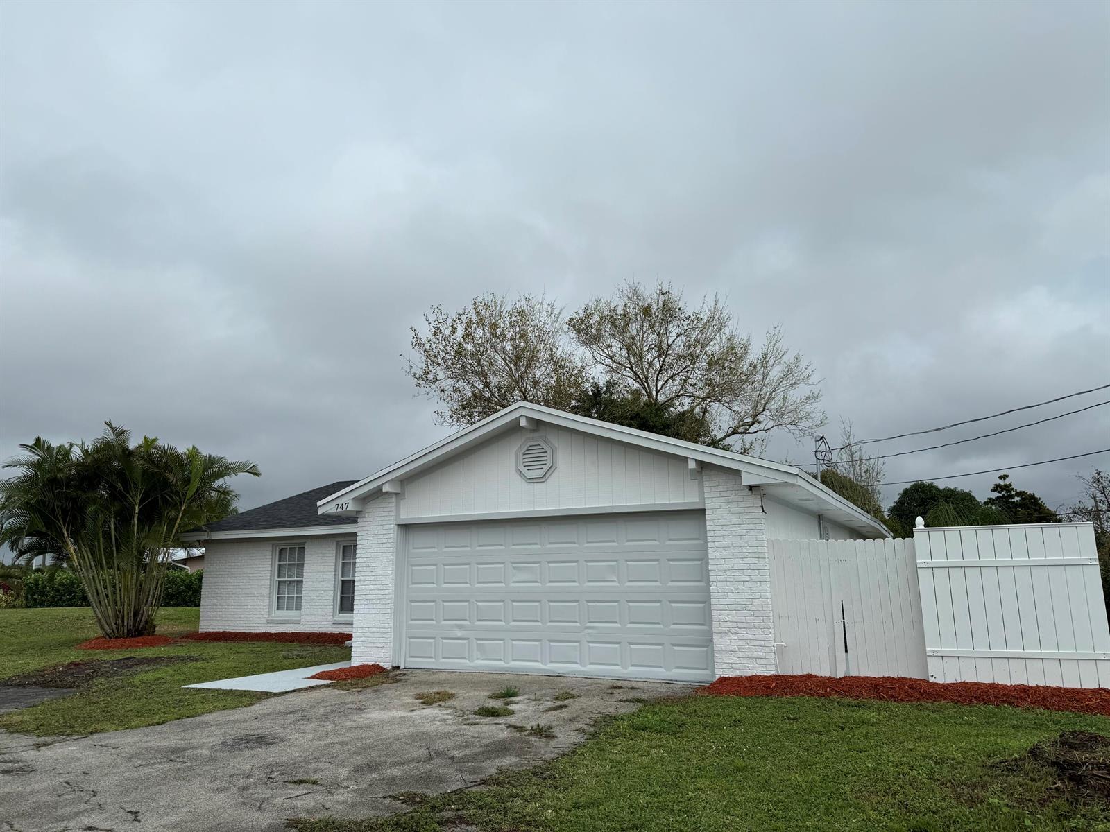 747 E Prima Vista Boulevard, Port St. Lucie FL 34952 photo 2