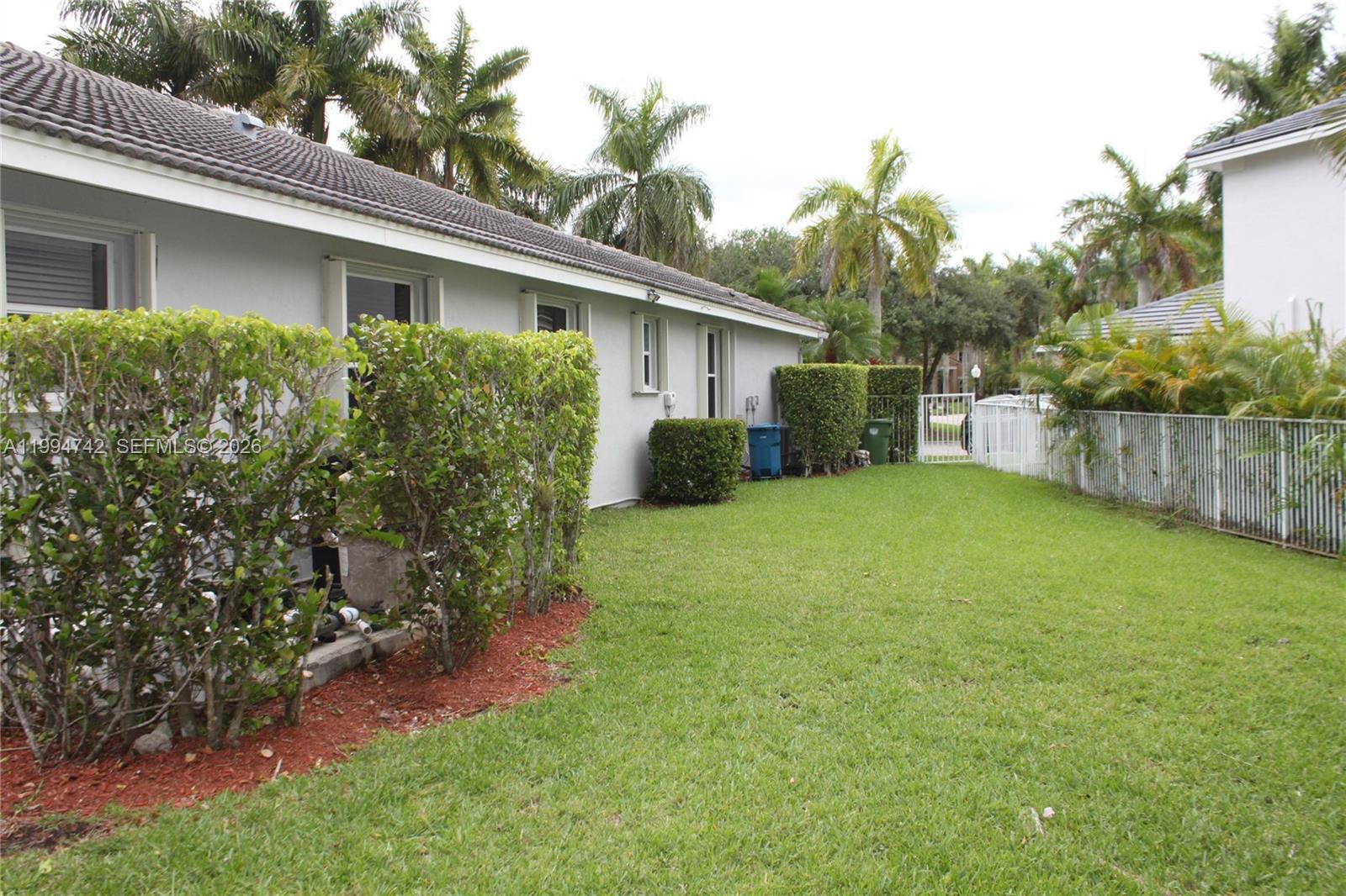 870 Reflection Ln # 870, Weston FL 33327 photo 4