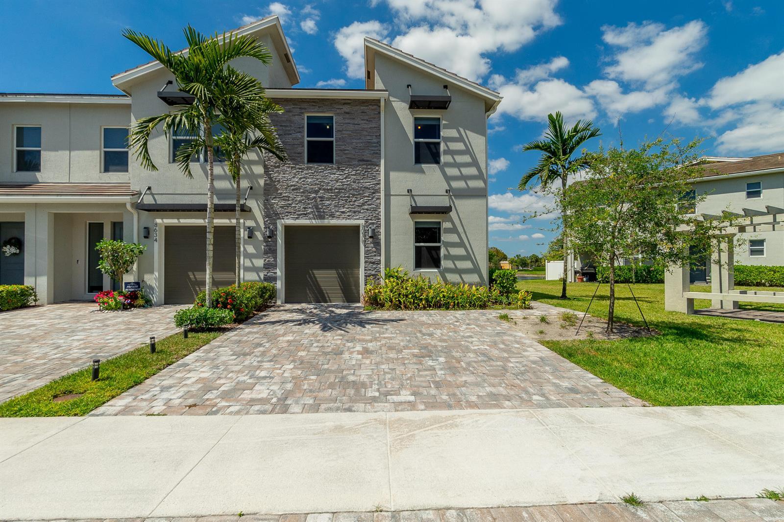 8618 Via Mar, Lake Worth FL 33467