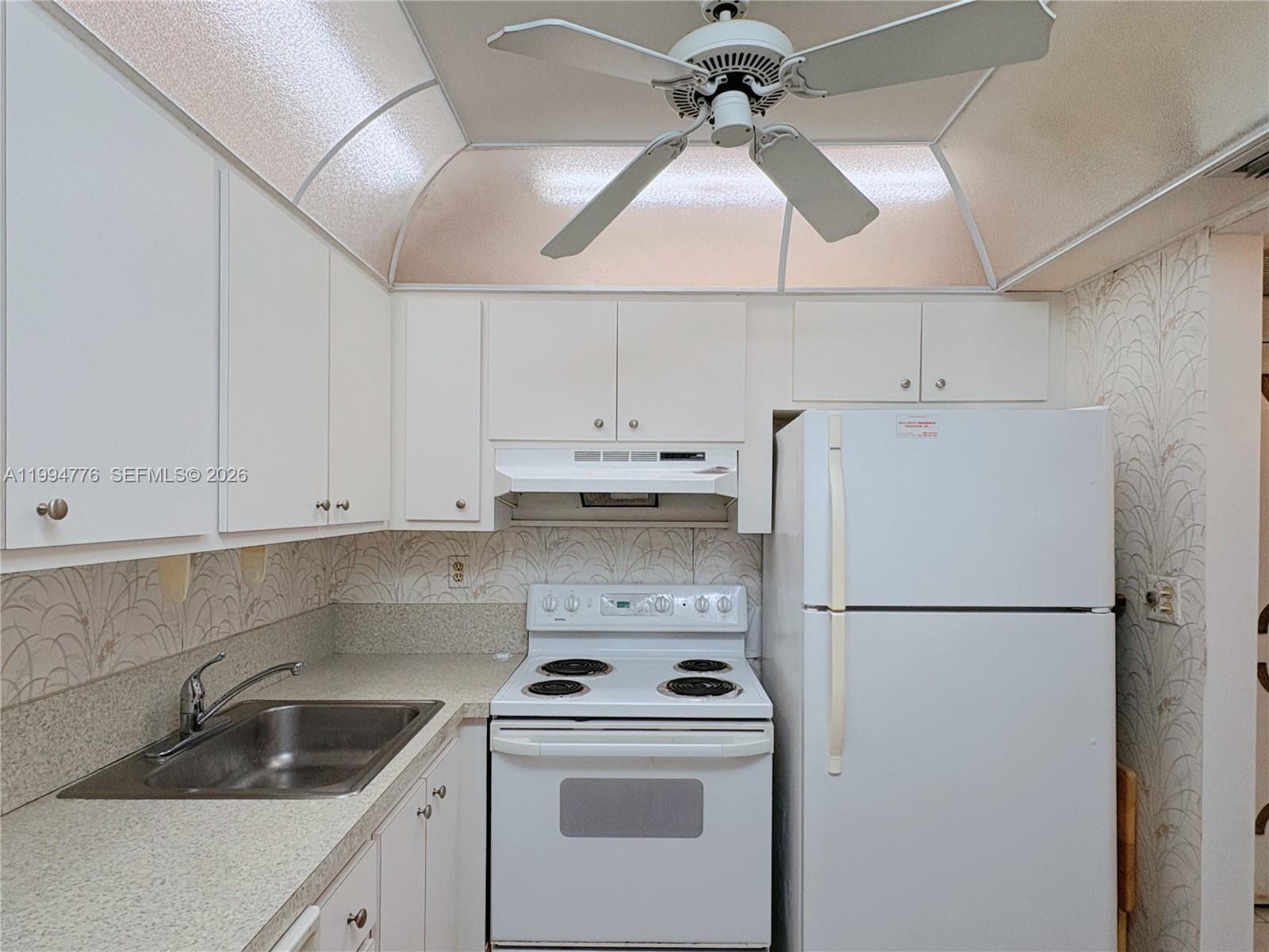 210 172nd St # 333, Sunny Isles Beach FL 33160 photo 5