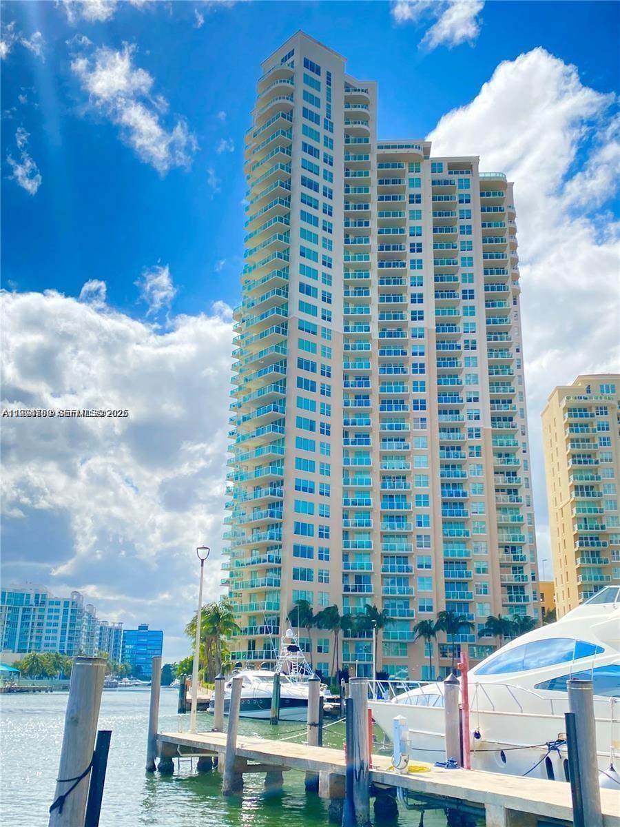 3330 NE 190th St # 1412, Aventura FL 33180 photo 2