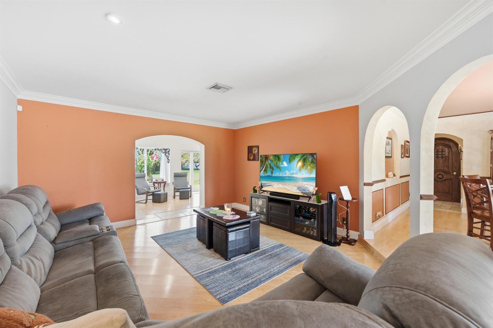 14290 SW 31st Court, Davie FL 33330 photo 5