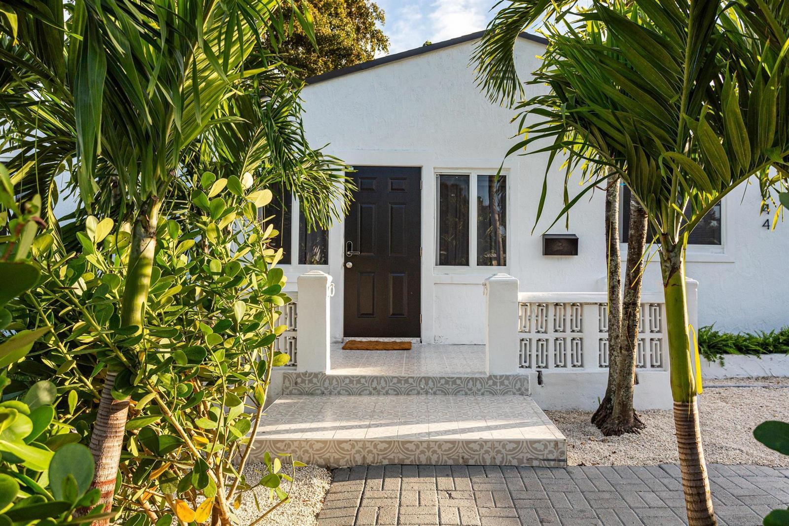 1044 NW 60th Street, Miami FL 33127 photo 3