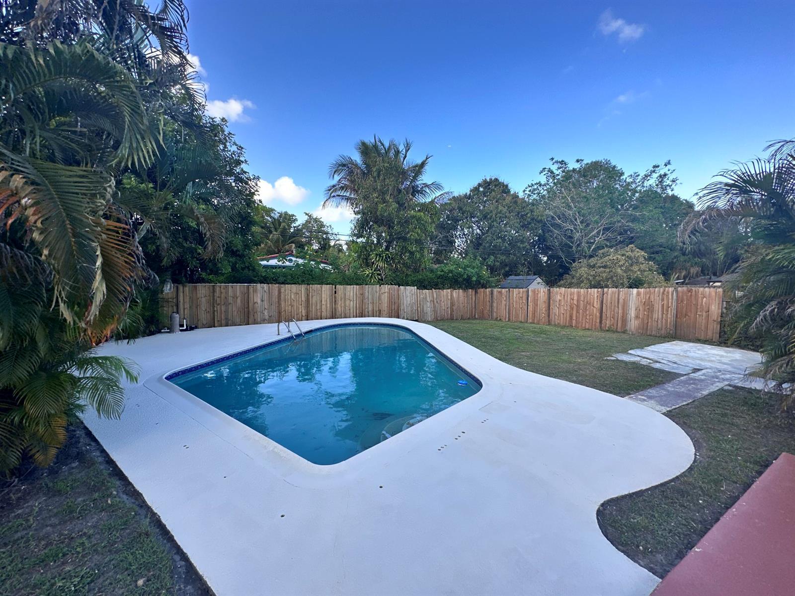 2849 SW 8th Street, Fort Lauderdale FL 33312 photo 2