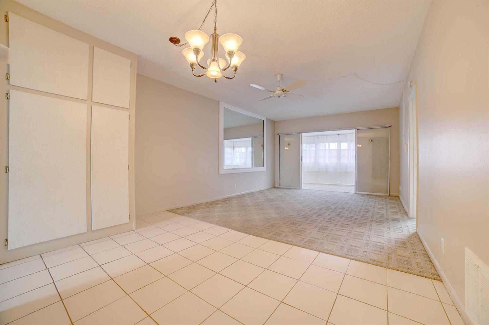 1117 Lake Terrace # 210, Boynton Beach FL 33426 photo 2
