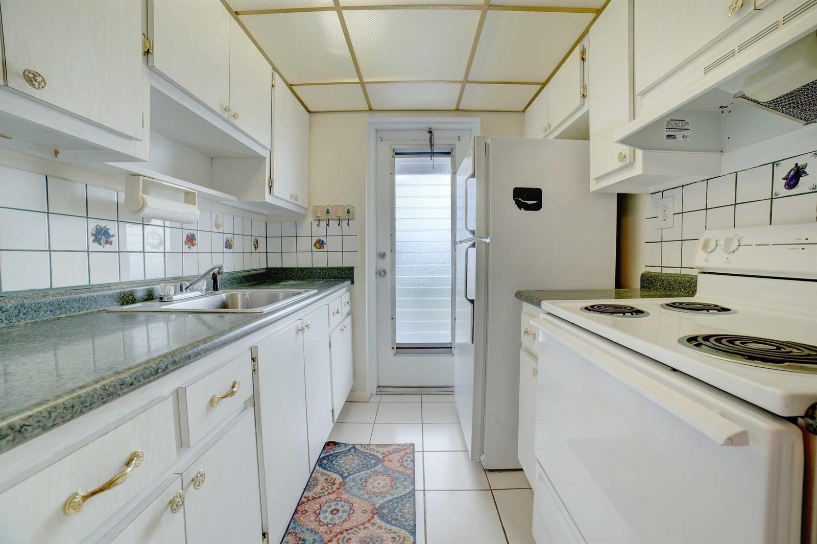 1117 Lake Terrace # 210, Boynton Beach FL 33426 photo 5