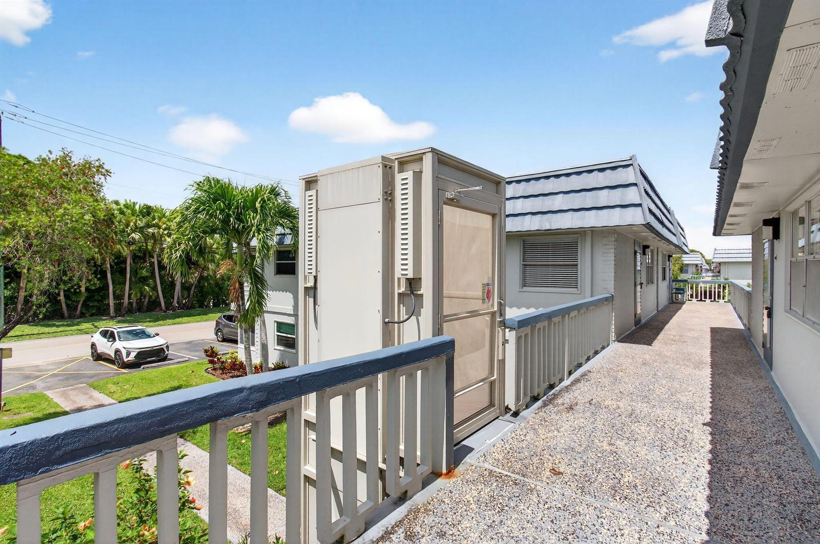 186 Tuscany C, Delray Beach FL 33446 photo 3