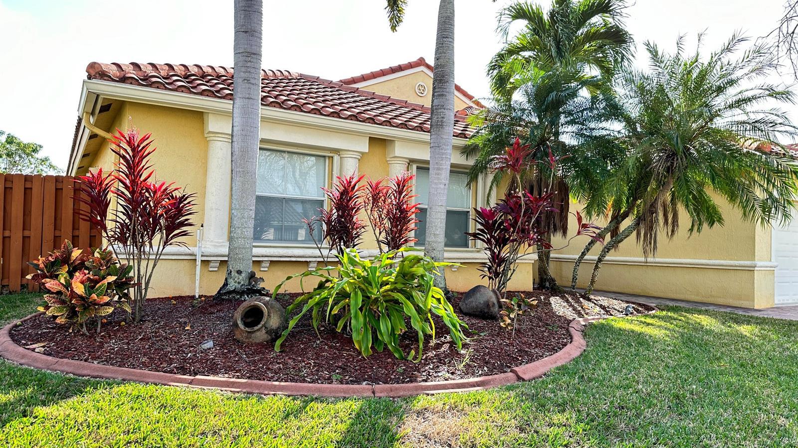 19010 SW 10th Street, Pembroke Pines FL 33029 photo 4