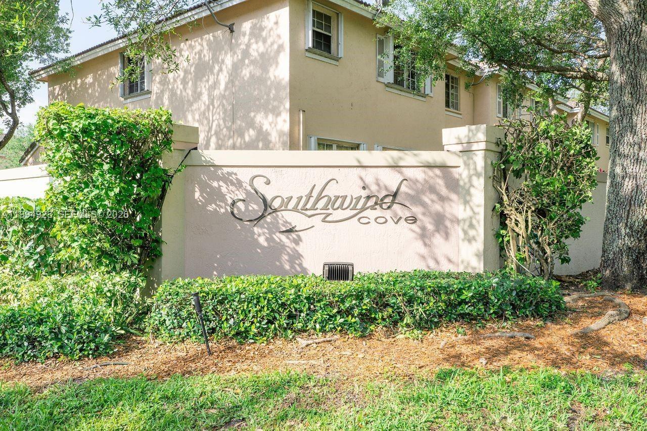 3951 NW 92nd Ave, Sunrise FL 33351