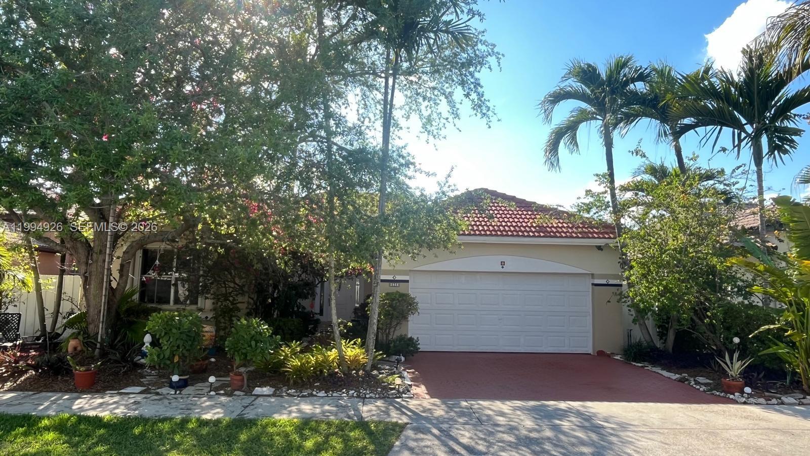 656 NW 129th Pl, Miami FL 33182