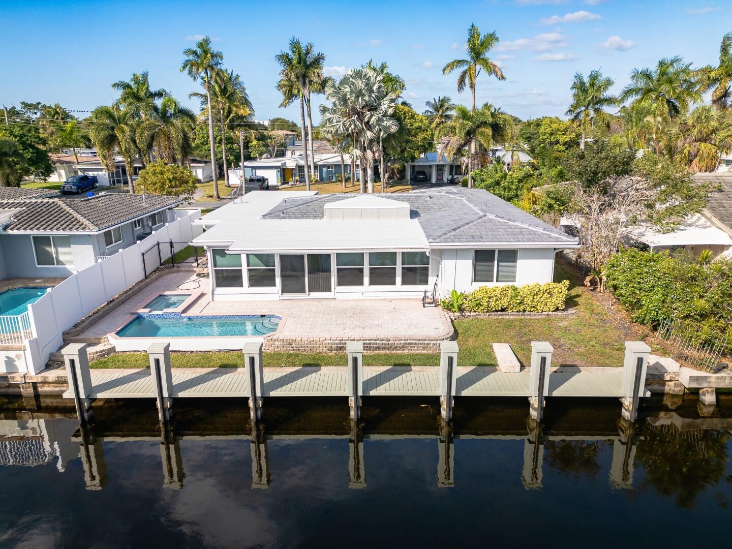 270 SE 9th Court, Pompano Beach FL 33060