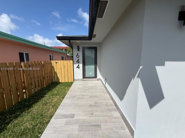 644 NW 6th Ct, Hallandale Beach FL 33009