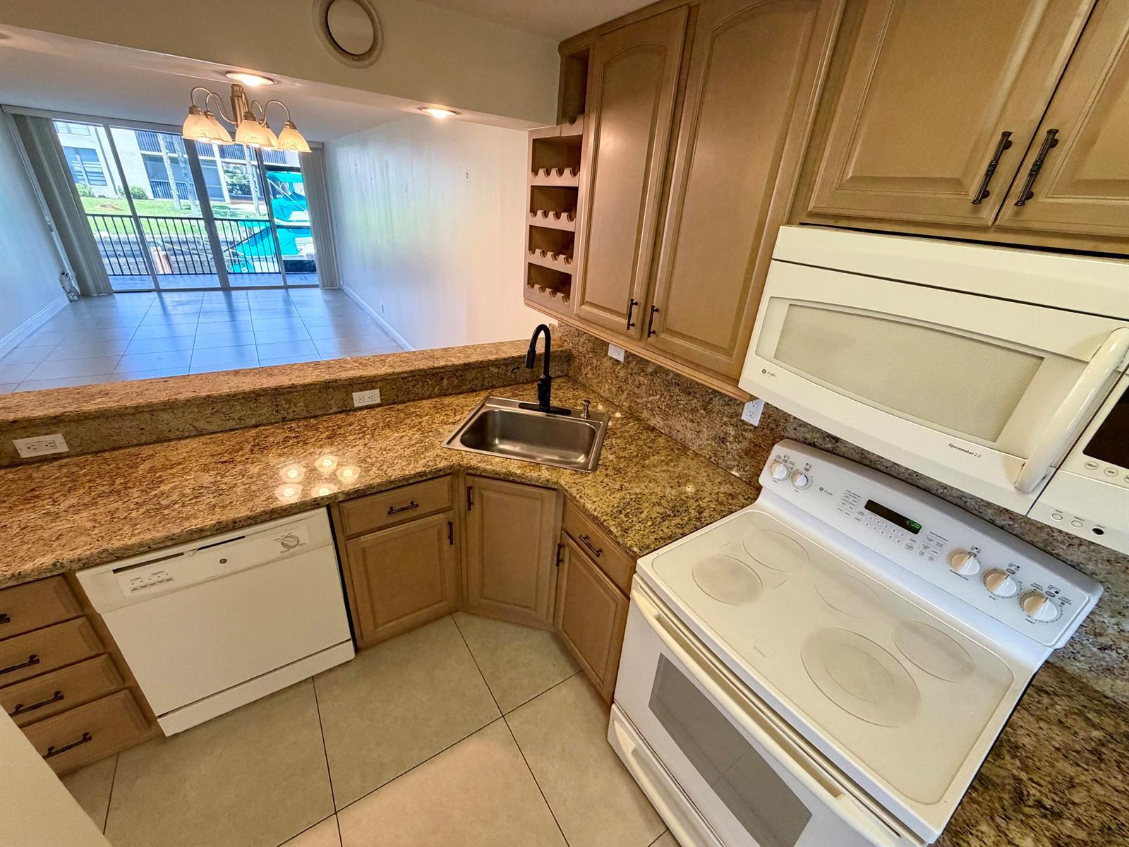 6 Royal Palm Way # 102, Boca Raton FL 33432 photo 2