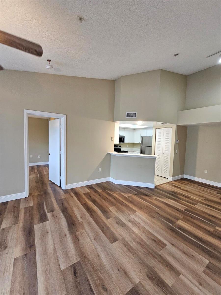 4191 N Haverhill Road # 408, West Palm Beach FL 33417 photo 2