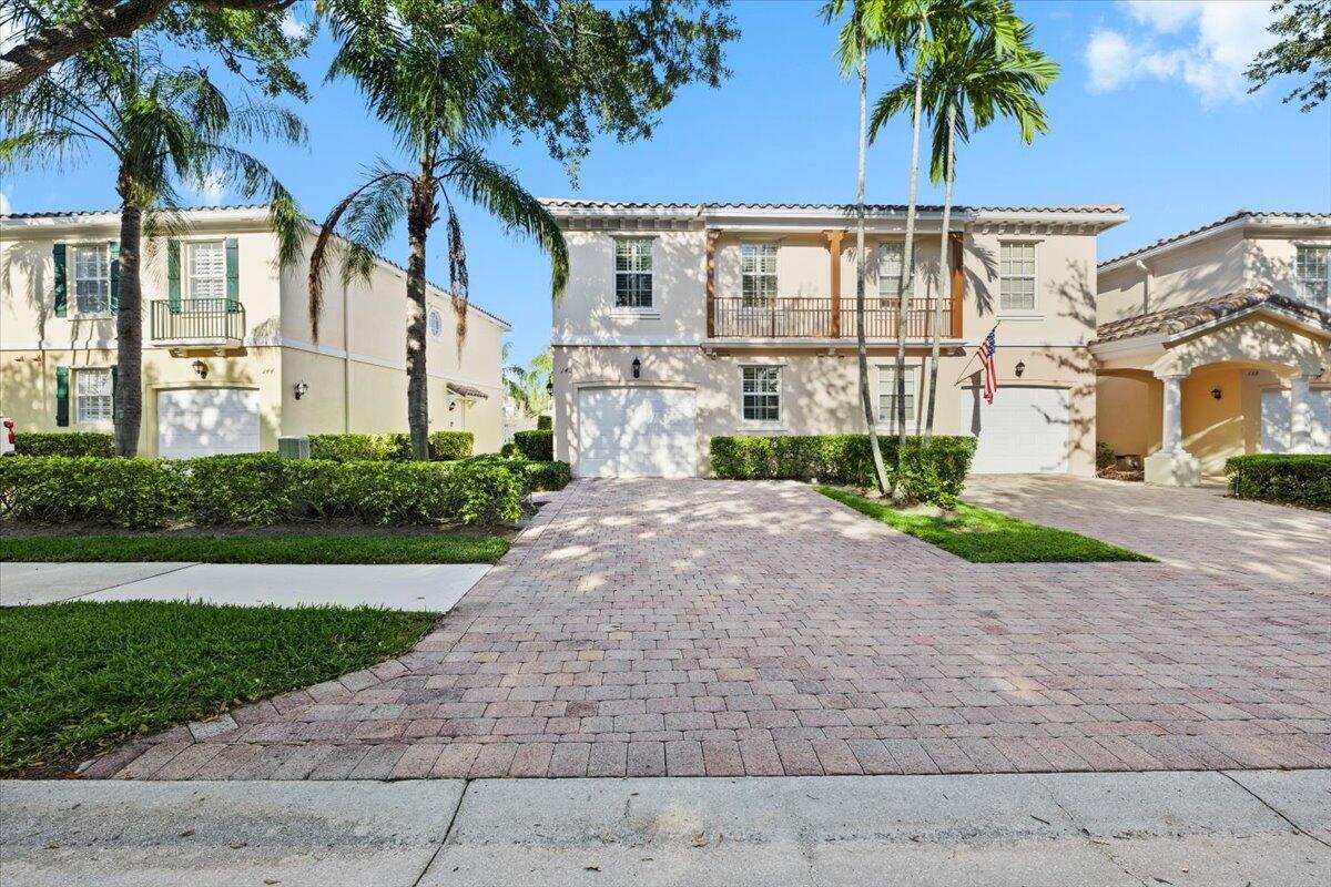 142 Santa Barbara Way, Palm Beach Gardens FL 33410
