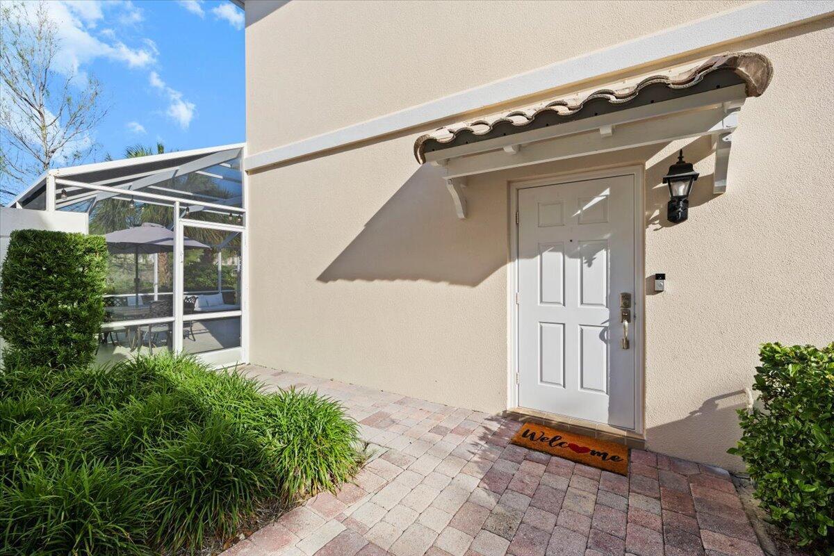 142 Santa Barbara Way, Palm Beach Gardens FL 33410 photo 4