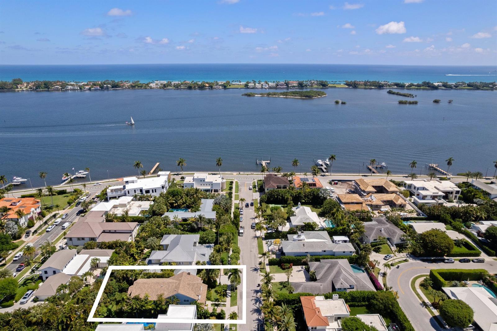 137 Cortez Road, West Palm Beach FL 33405 photo 2