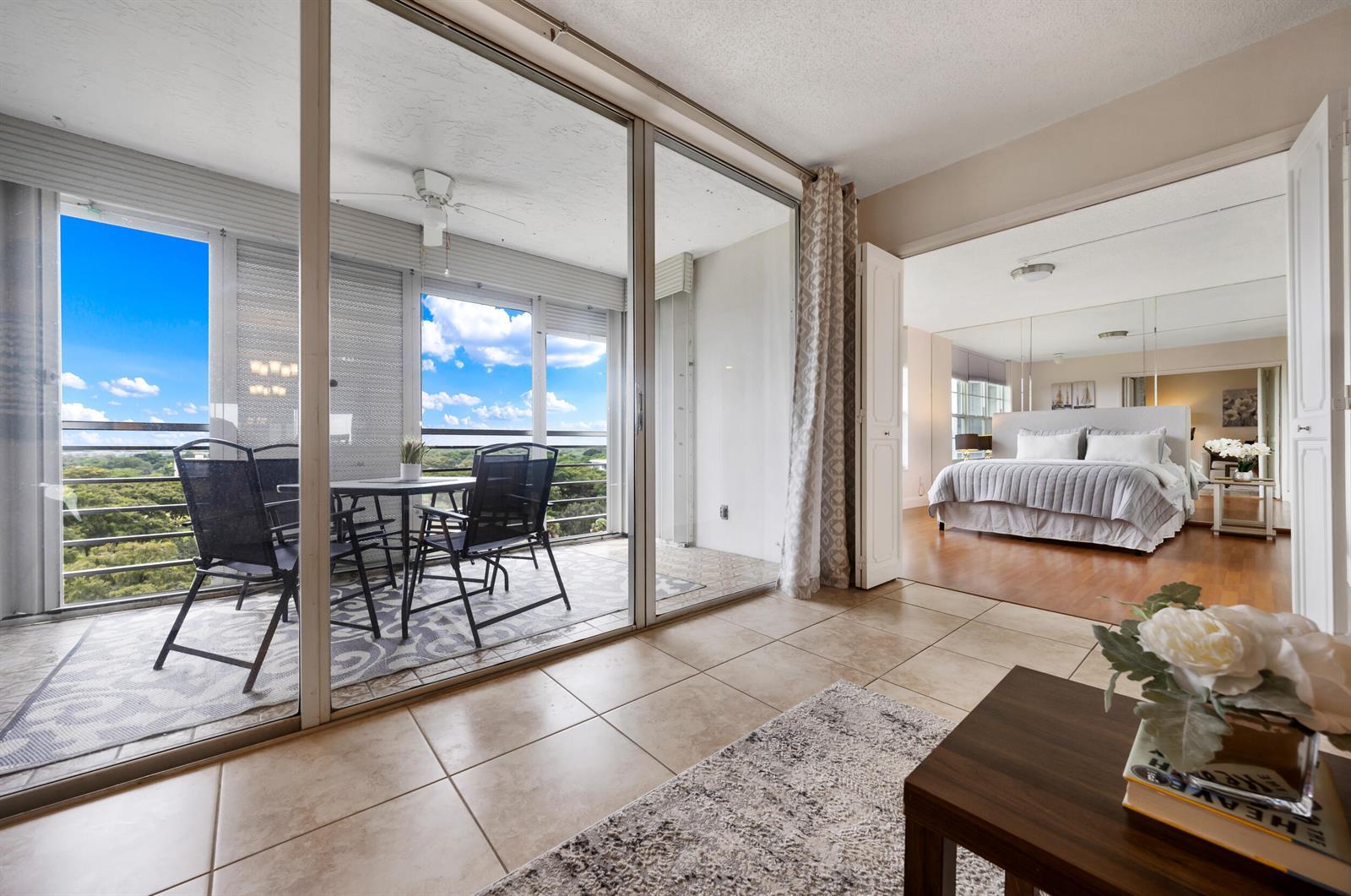 575 Oaks Lane # 1009, Pompano Beach FL 33069 photo 5